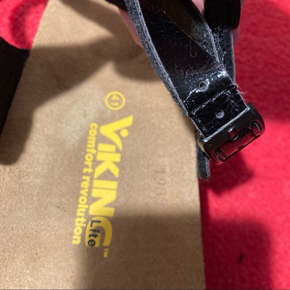 VIKING Sz 41 Comfort  Revolution Glitter Velcro Closure Sandals NWT - Picture 3 of 9